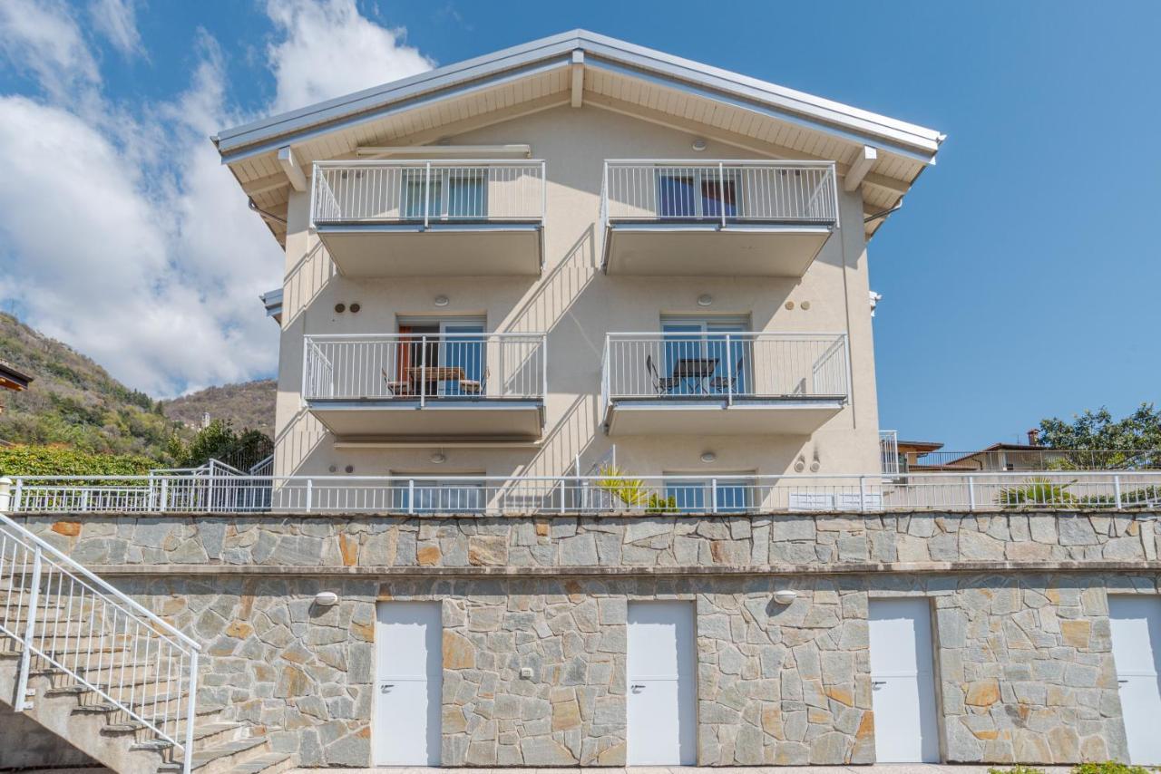 Lake Como Apartment With Balcony And Private Parking オッスッチョ エクステリア 写真